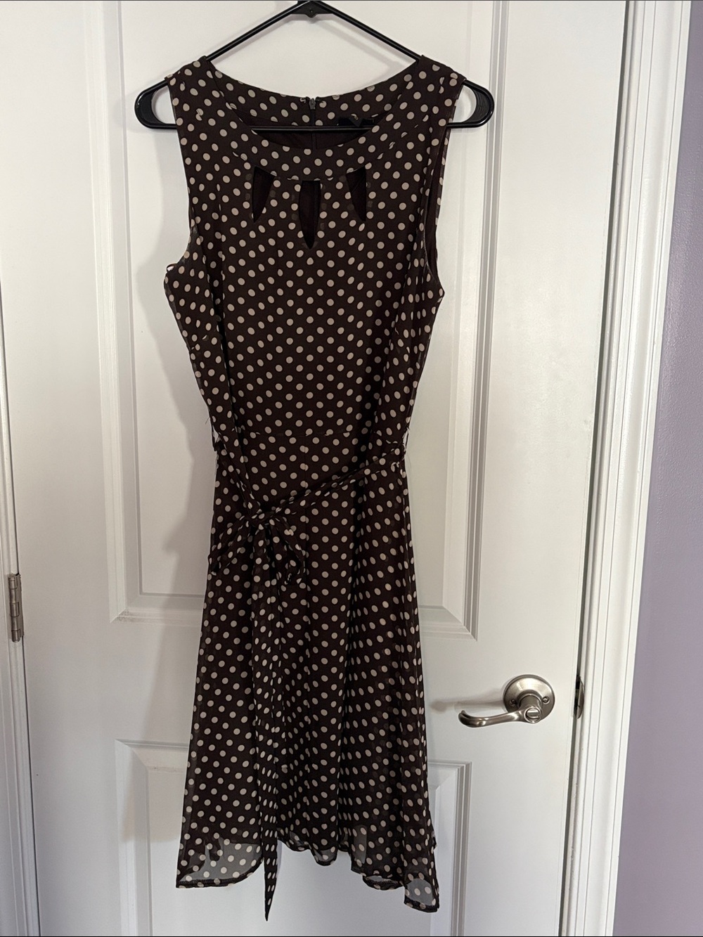 Sleeveless Brown Polka Dot Midi Dress with Tie Waist